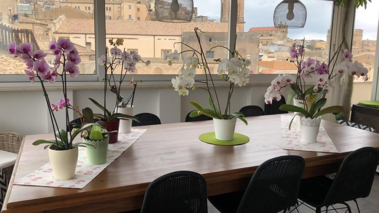 Attico Da Rosa Con Vista Spettacolare A 360 Gradi Apartment Caltagirone Bagian luar foto