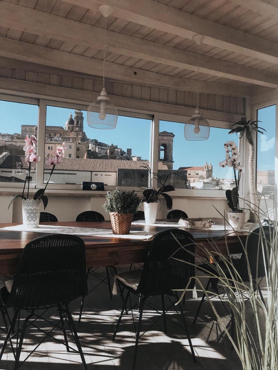 Attico Da Rosa Con Vista Spettacolare A 360 Gradi Apartment Caltagirone Bagian luar foto